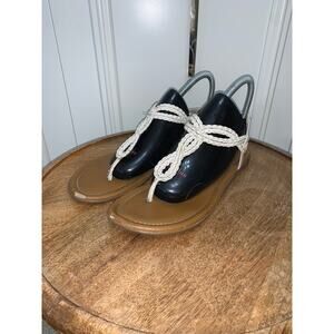 X-Appeal Women's‎ Black Flat Sandals Size 9.5 Floral Sole Design